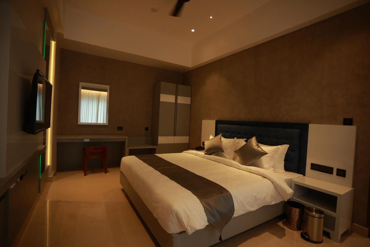 פלקאד The Gold Hotel מראה חיצוני תמונה